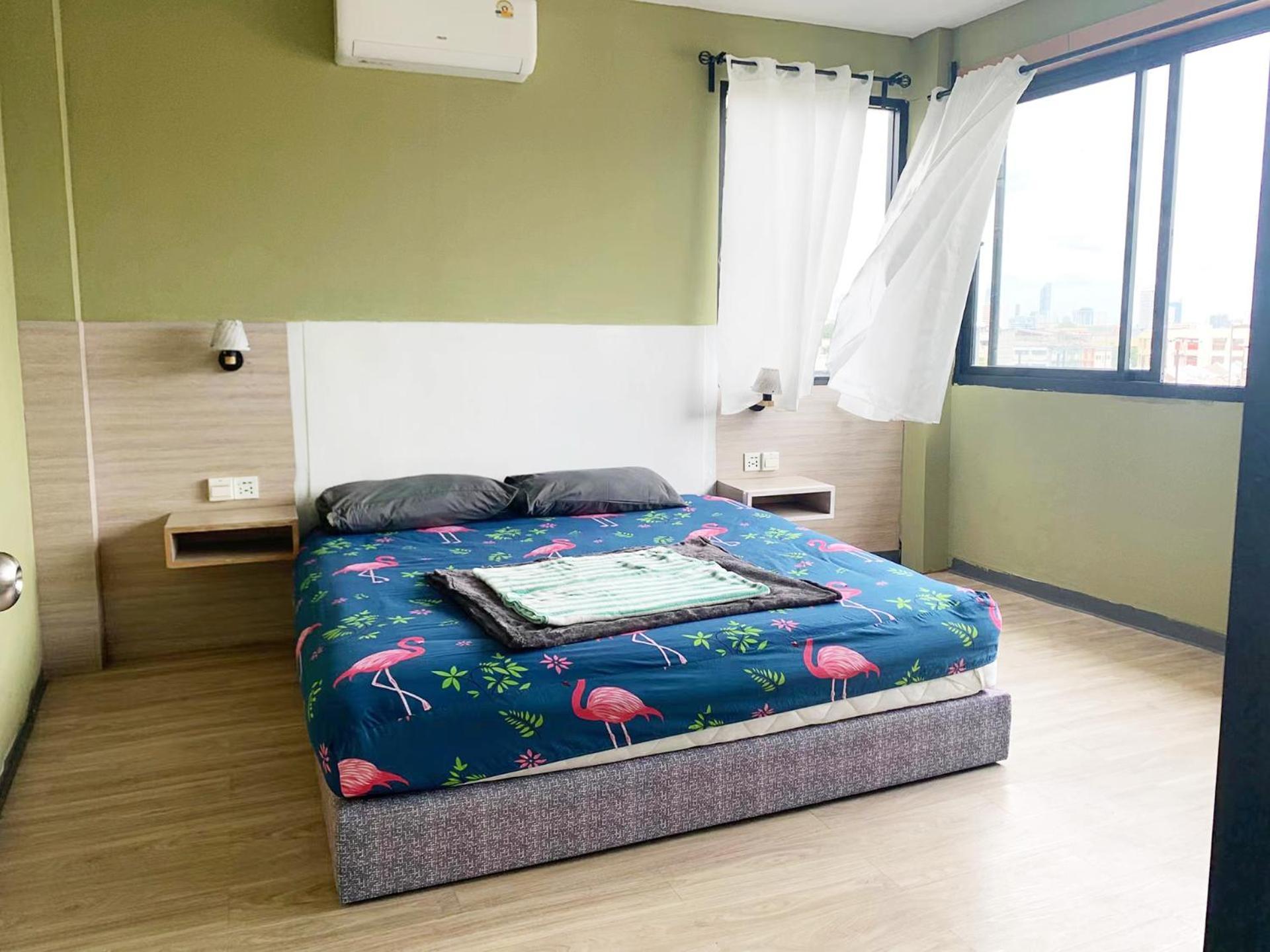 Susu Khaosan Hostel Бангкок Экстерьер фото